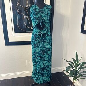 Chic Blue Tie-Dye Cut-Out Dress